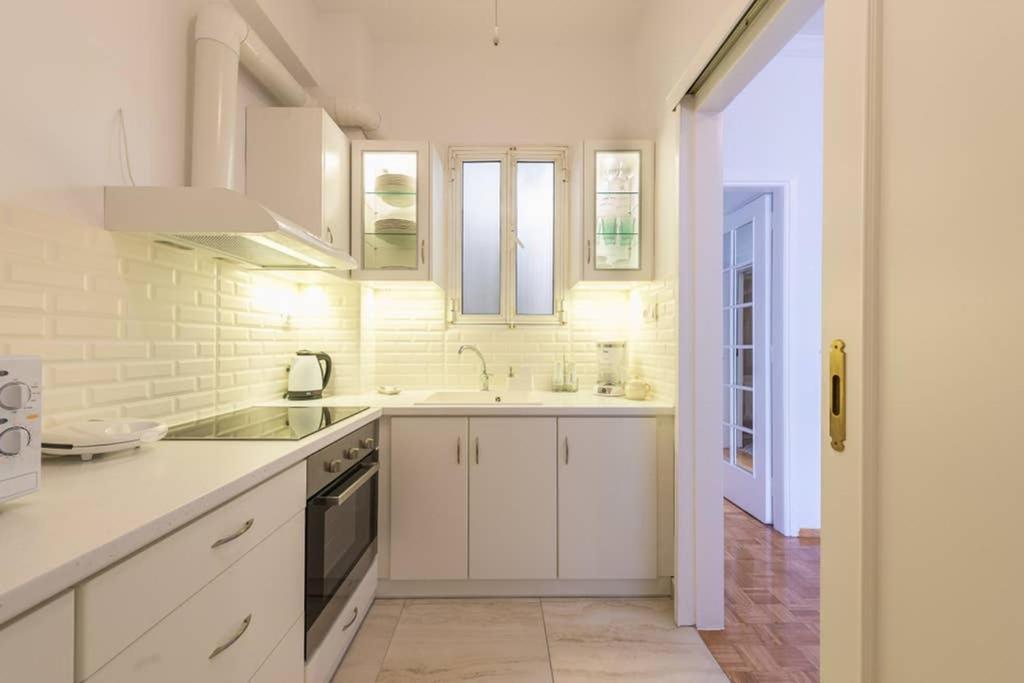 New! Bright & Remodeled 1Bed Apt 2Min Walk To Acropolis أثينا المظهر الخارجي الصورة